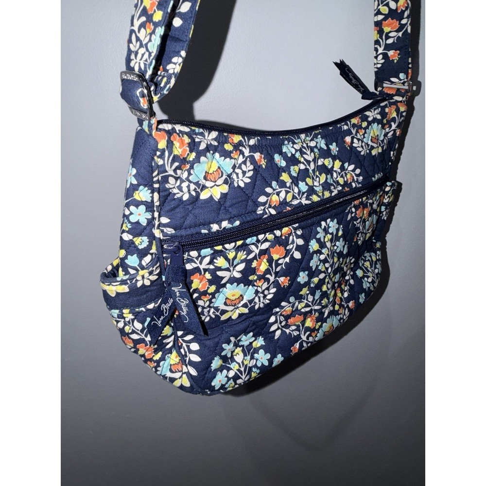 Vera Bradley Purse Chandelier Floral Shoulder Bag Pockets Zip Close Small Tote F - Picture 5 of 9
